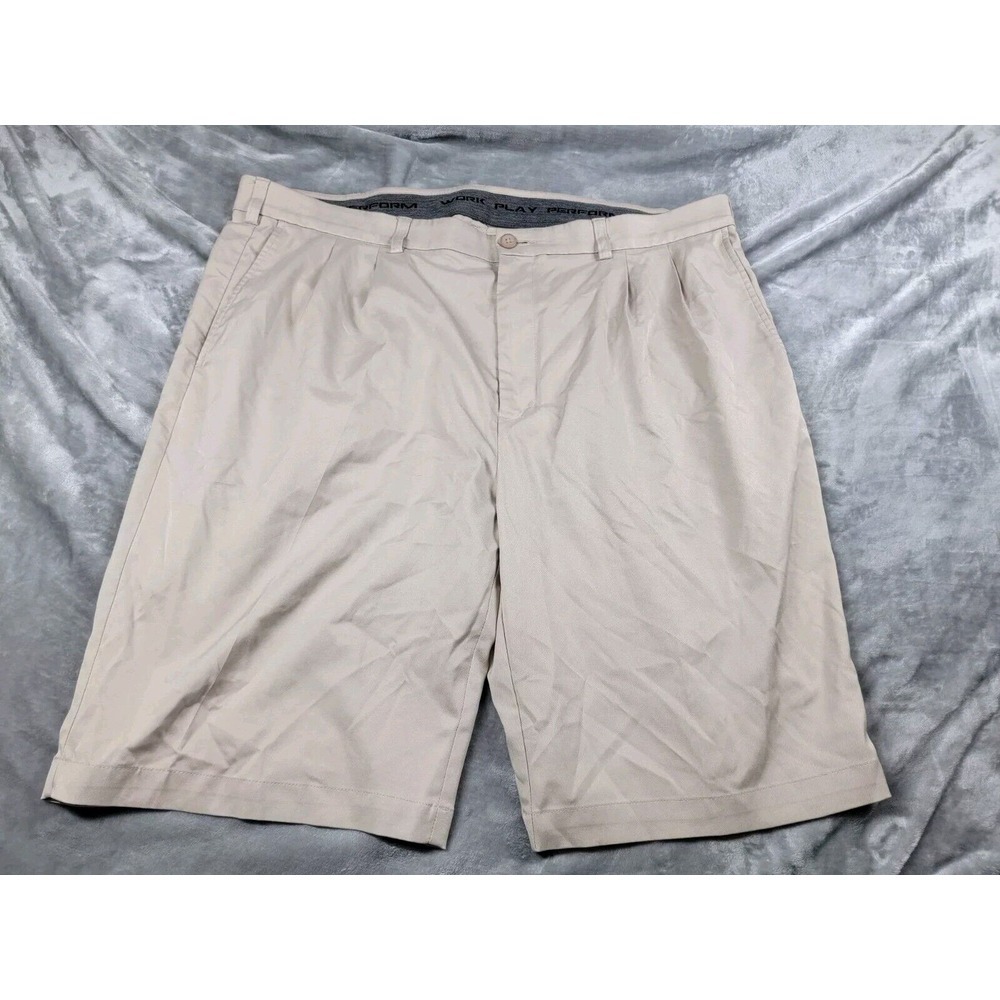 Roundtree & Yorke golf Shorts Mens‎ 42T Beige Stretch Performance pleated chino